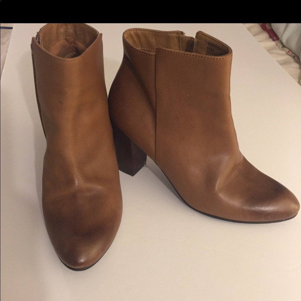 14th & Union Brown Leather Heeled Booties 6 1/2